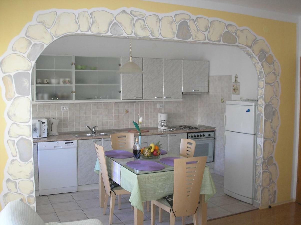 Apartment Sara Novi Vinodolski Exteriér fotografie